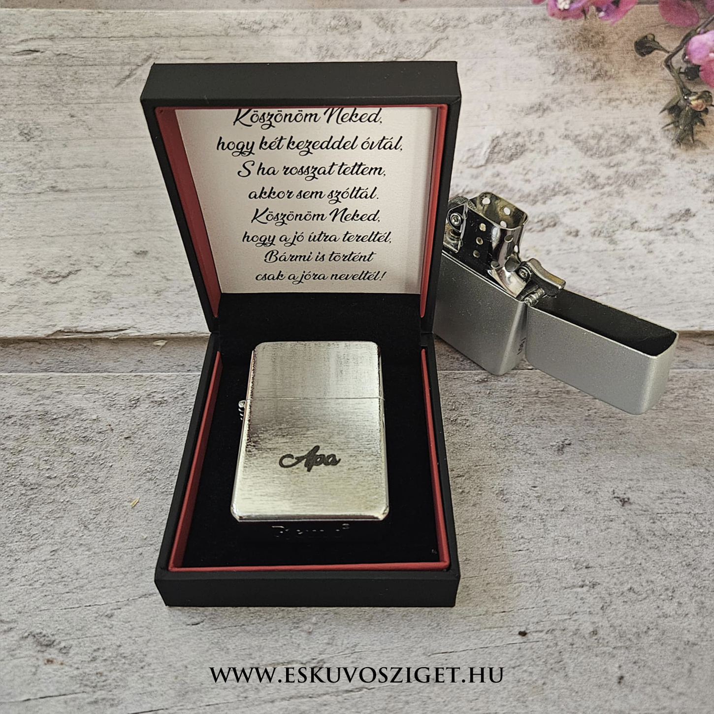 ongyujto-dohany-cigi-ajandek-otlet-gravirozott-vihargyujto