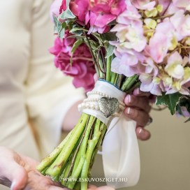 menyasszonyi-csokor-fenykep-szerettek-foto-medal-disz-emlek-elhunyt-kinyithato-nyaklanc7